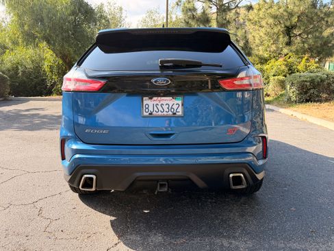 Used 2019 Ford Edge ST w/ Equipment Group 401A AWD/4WD image 5