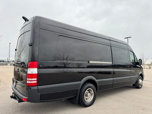 Used 2014 Mercedes-Benz Sprinter 3500 image 8