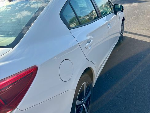 Used 2019 Subaru Impreza 2.0i Premium image 17