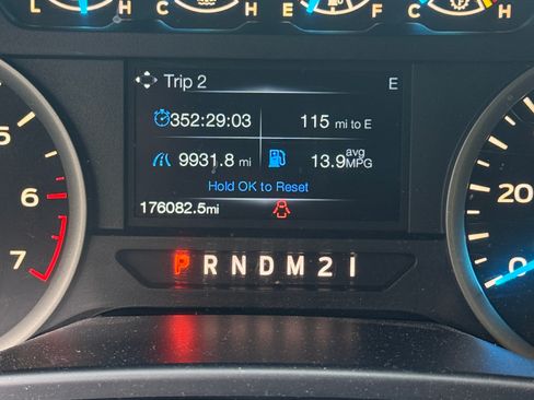 Used 2016 Ford F150 XLT w/ Equipment Group 302A Luxury image 11