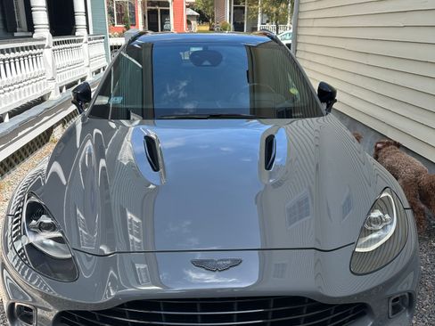 Used 2022 Aston Martin DBX Sport Utility 4D image 12