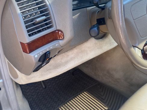 Used 1999 Mercedes-Benz S 320 image 18