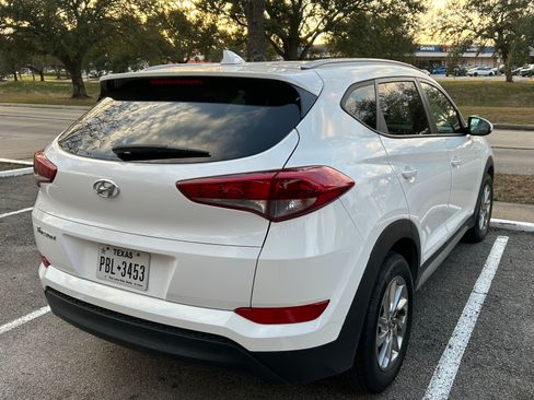 Used 2018 Hyundai Tucson SEL image 19