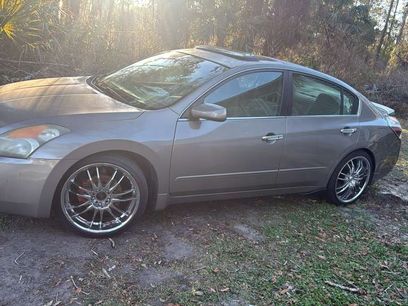 Used 2007 Nissan Altima 2.5 S w/ Technology Pkg