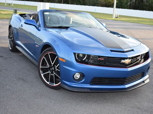 Used 2013 Chevrolet Camaro SS w/ Hot Wheels Special Edition RWD image 1
