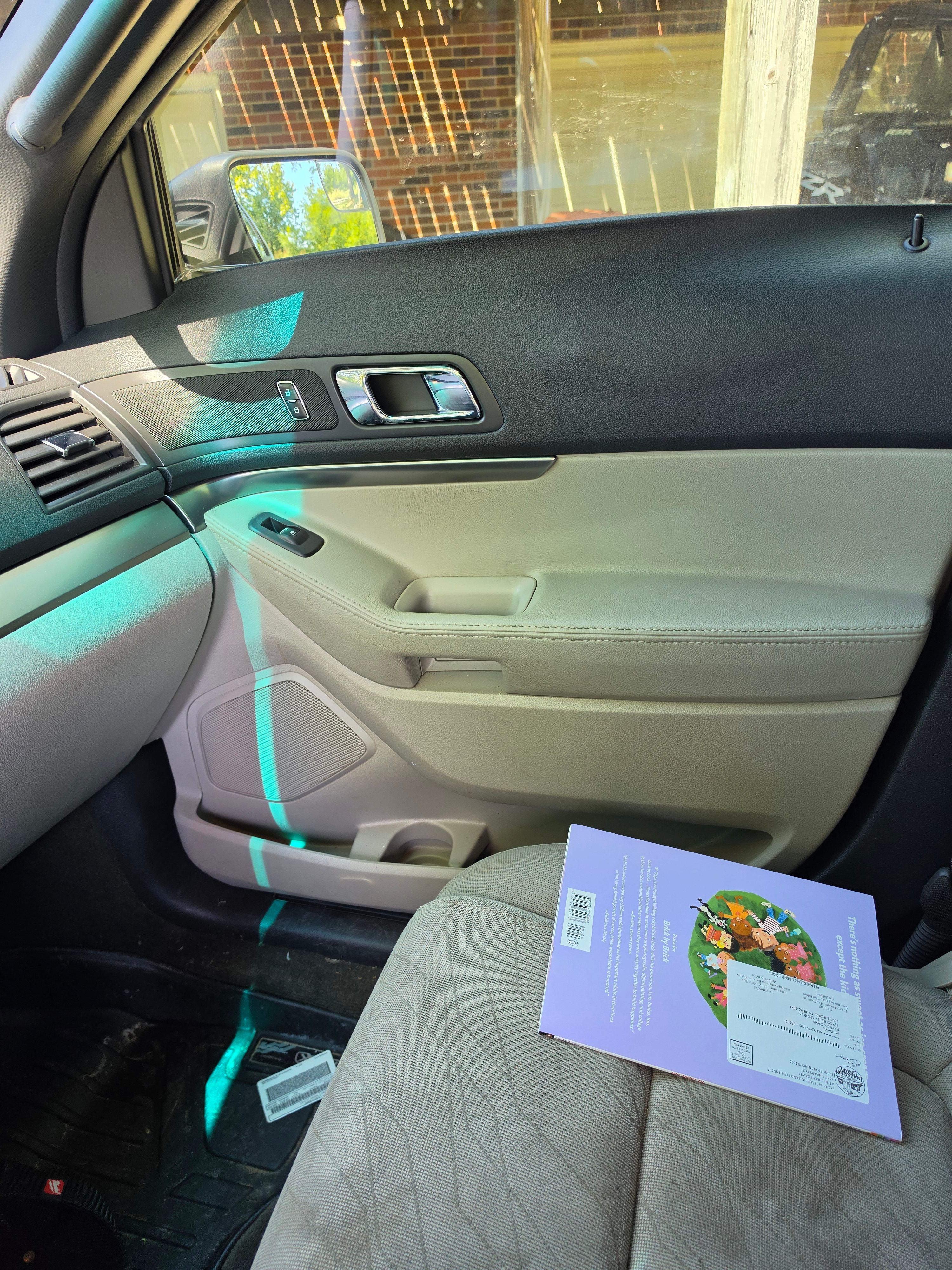 Used 2014 Ford Explorer FWD image 12
