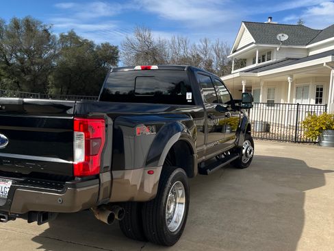 Used 2017 Ford F450 King Ranch w/ Tow Technology Bundle image 9