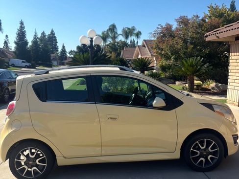 Used 2013 Chevrolet Spark LT image 9