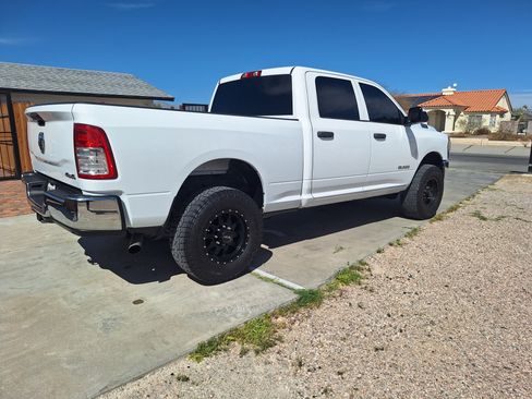 Used 2020 RAM 2500 Tradesman w/ Chrome Appearance Group image 13