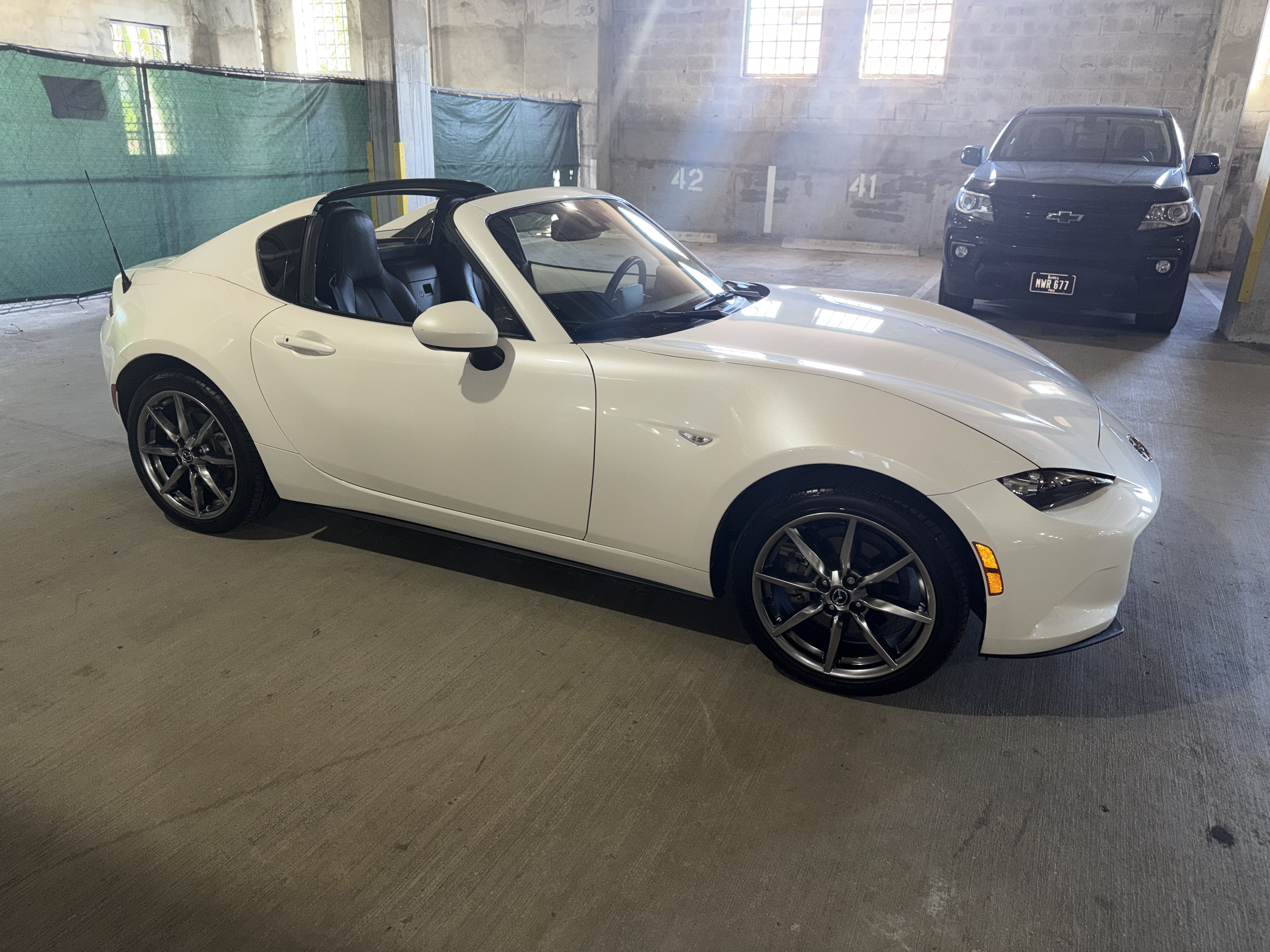 Used 2022 MAZDA MX-5 Miata RF Grand Touring RWD image 2