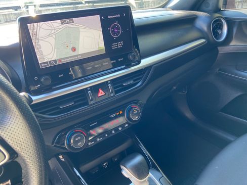 Used 2023 Kia Forte GT-Line w/ GT-Line Technology Package FWD image 6