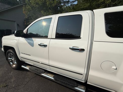 Used 2014 Chevrolet Silverado 1500 LTZ Z71 w/ LTZ Plus Package AWD/4WD image 16