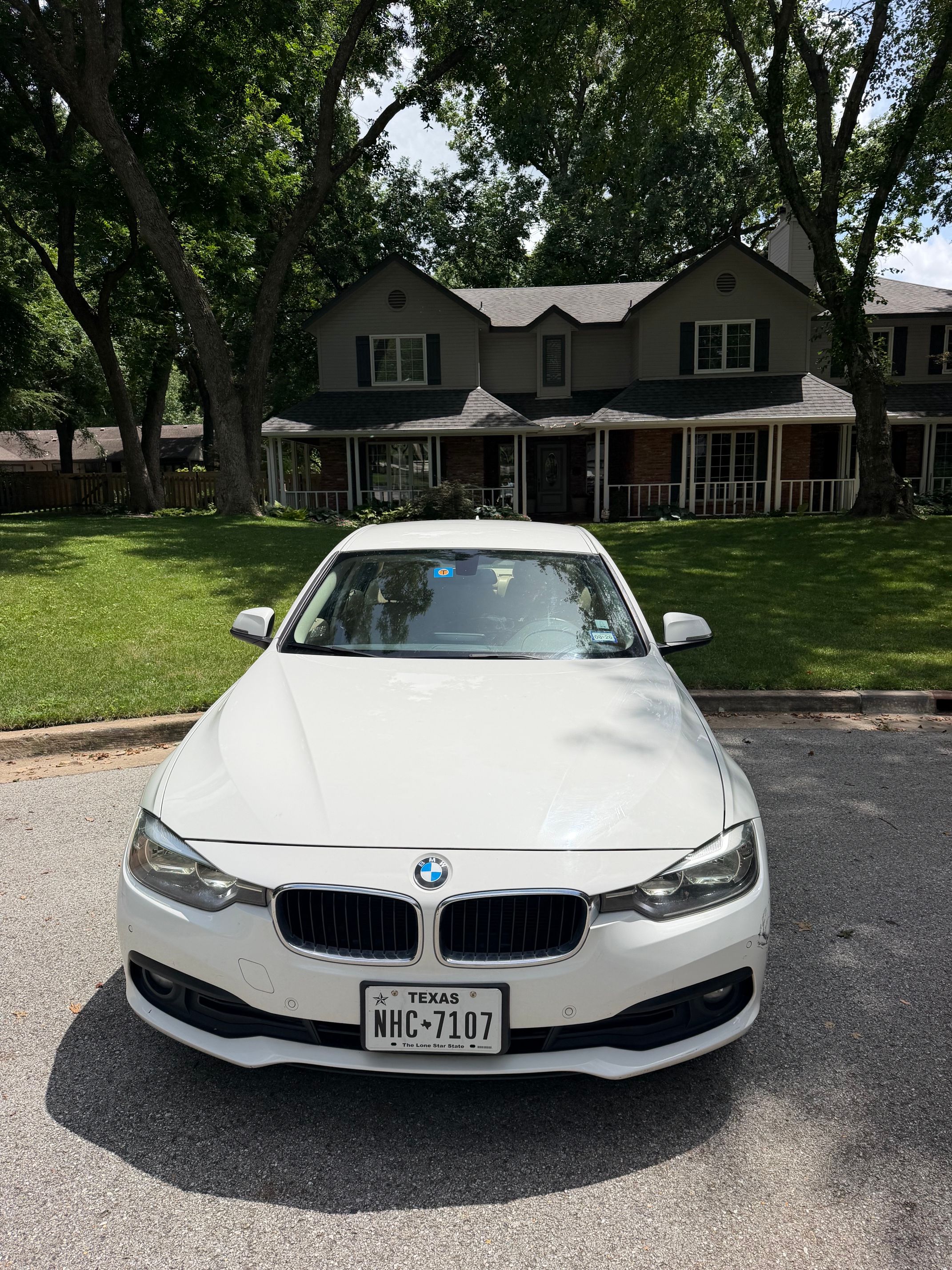 Used 2016 BMW 320i Sedan RWD image 13