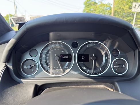 Used 2010 Aston Martin DBS Volante Convertible 2D image 23