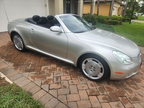 Used 2002 Lexus SC 430 Convertible image 5