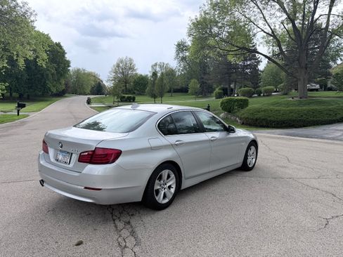 Used 2011 BMW 528i Sedan RWD image 6