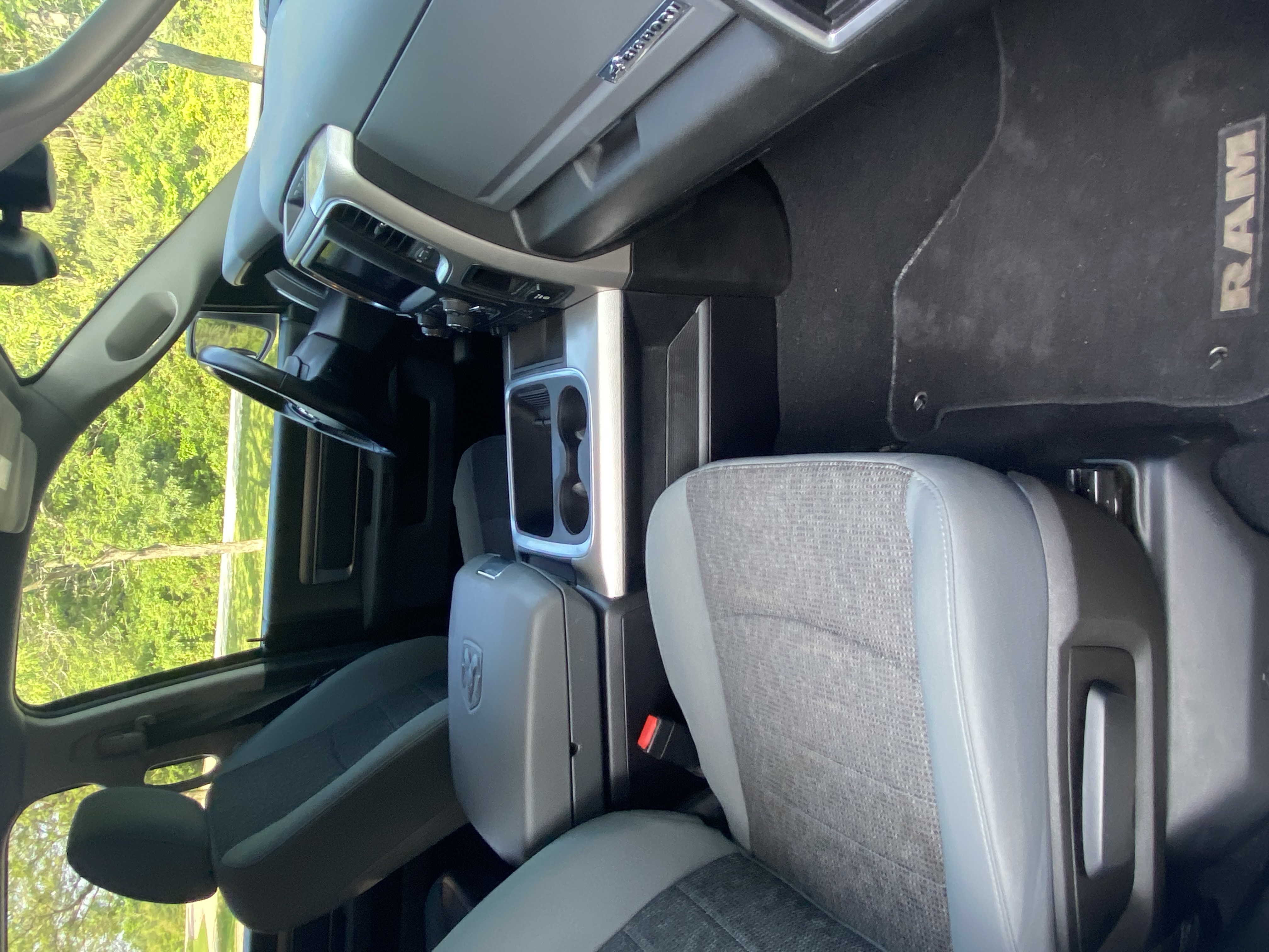 Used 2019 RAM 1500 Big Horn AWD/4WD image 10