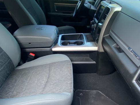 Used 2019 RAM 1500 Big Horn AWD/4WD image 10
