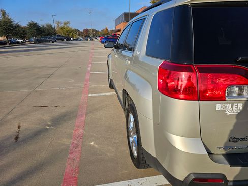 Used 2014 GMC Terrain SLT image 12