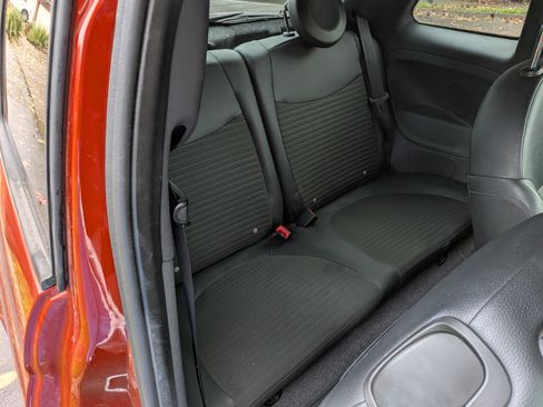 Used 2014 FIAT 500 Sport image 11