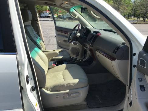 Used 2009 Lexus GX 470 AWD/4WD image 24