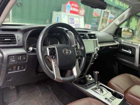 Used 2023 Toyota 4Runner Limited image 11