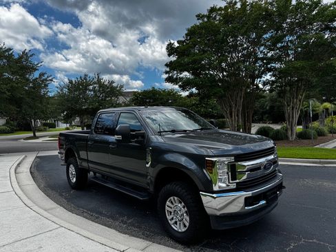 Used 2019 Ford F250 XLT AWD/4WD image 5