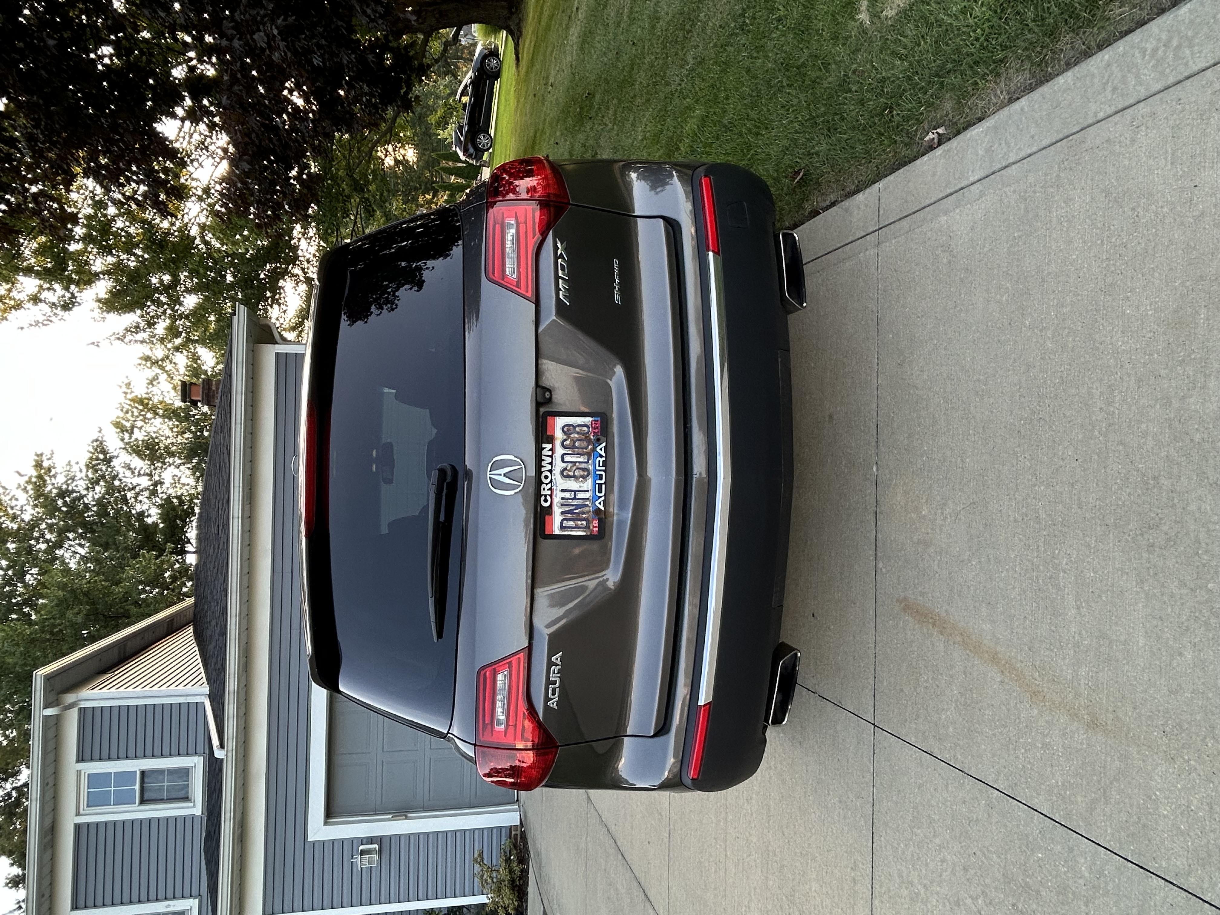 Used 2012 Acura MDX w/ Technology Package AWD/4WD image 4