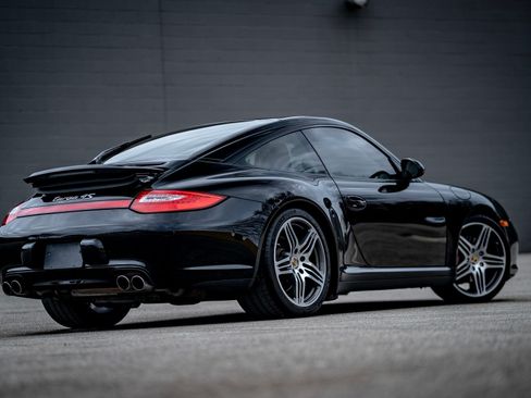 Used 2011 Porsche 911 Targa 4S AWD/4WD image 2