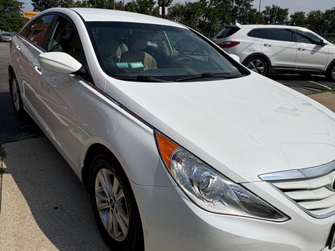 Used 2013 Hyundai Sonata GLS w/ Popular Equipment Pkg FWD image 4