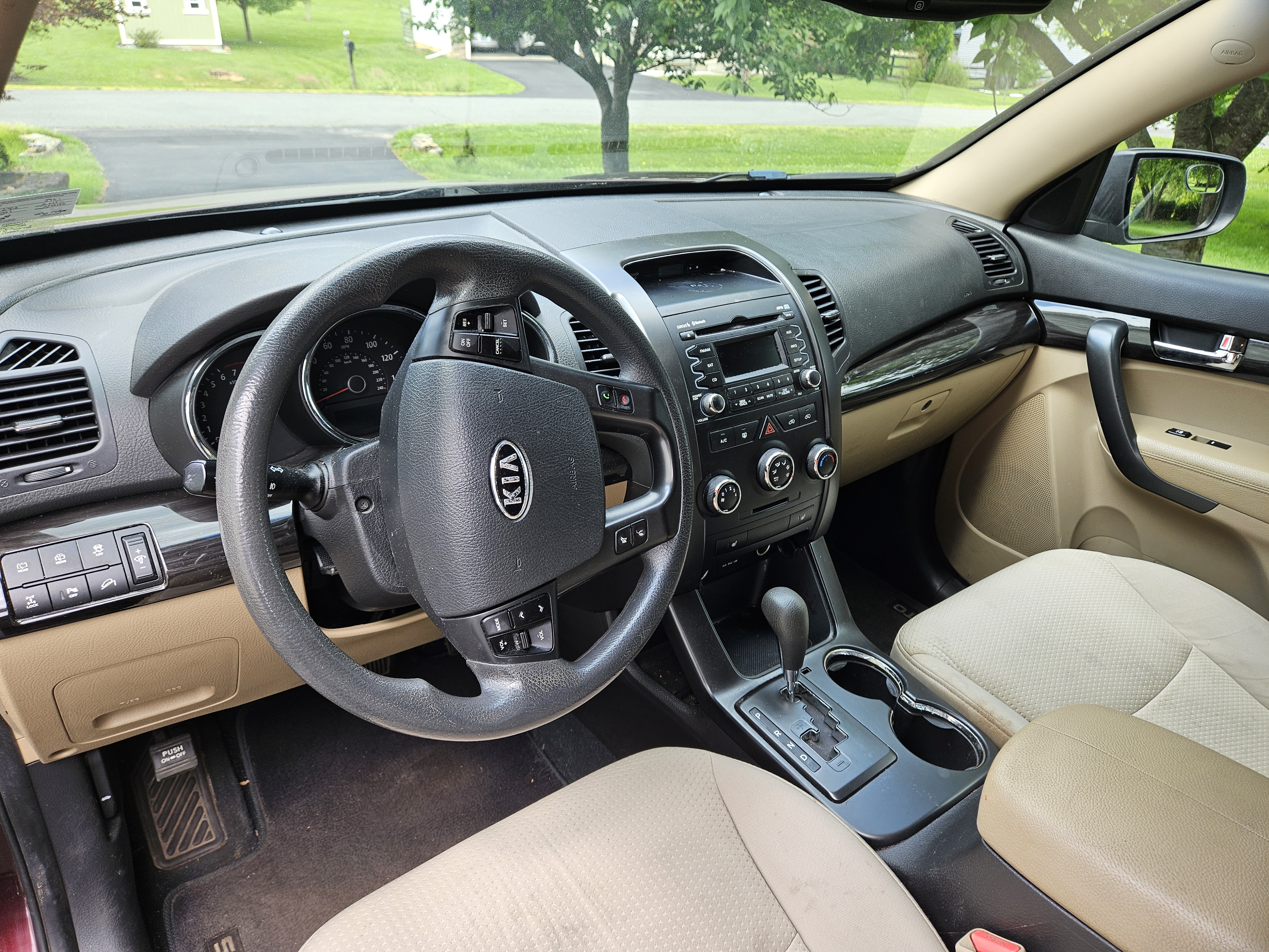 Used 2011 Kia Sorento LX w/ Convenience Pkg AWD/4WD image 4