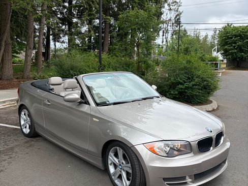 Used 2008 BMW 128i Convertible RWD image 1
