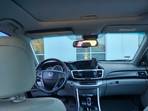 Used 2013 Honda Accord EX-L image 3