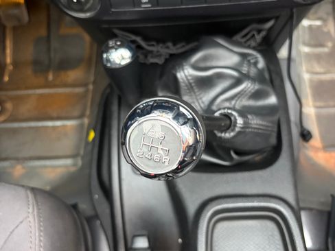 Used 2016 Jeep Wrangler Unlimited Sport AWD/4WD image 18