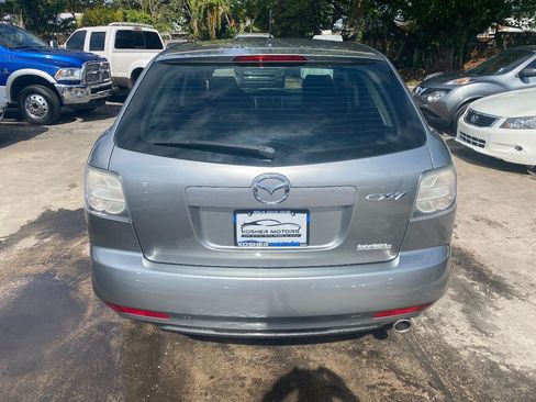 Used 2011 MAZDA CX-7 i SV FWD image 8