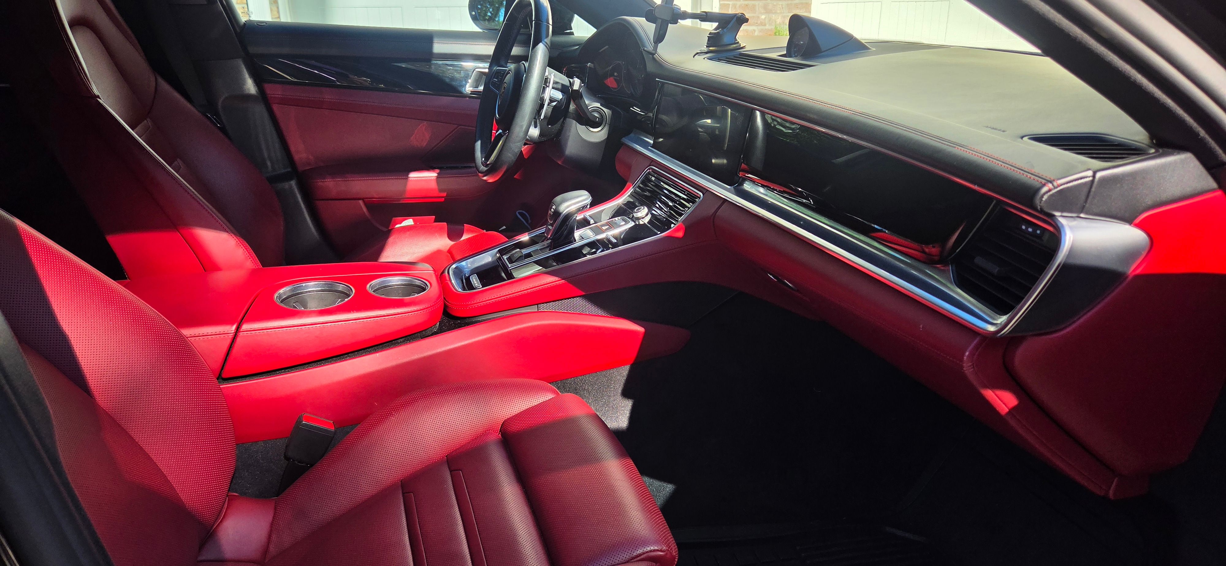 Used 2018 Porsche Panamera 4S AWD/4WD image 9