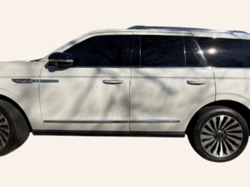Used 2021 Lincoln Navigator Reserve w/ Luxury Package image 6