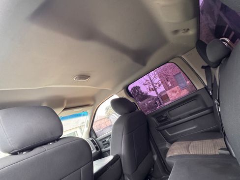 Used 2012 RAM 2500 ST w/ Chrome Appearance Group image 13