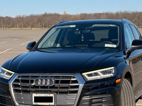 Used 2018 Audi Q5 2.0T Premium Plus image 1