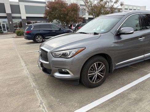 Used 2016 INFINITI QX60 FWD image 9