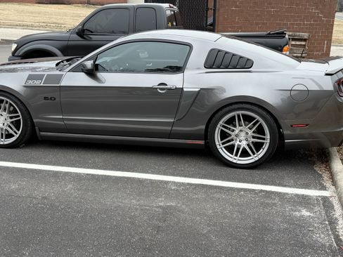 Used 2014 Ford Mustang GT Premium w/ Electronics Package image 12