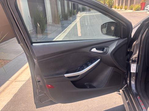 Used 2015 Ford Focus ST FWD image 14