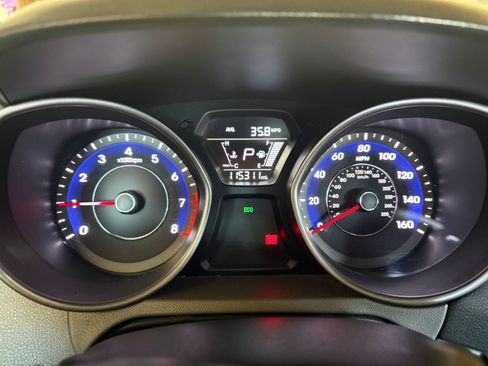 Used 2015 Hyundai Elantra SE FWD image 10