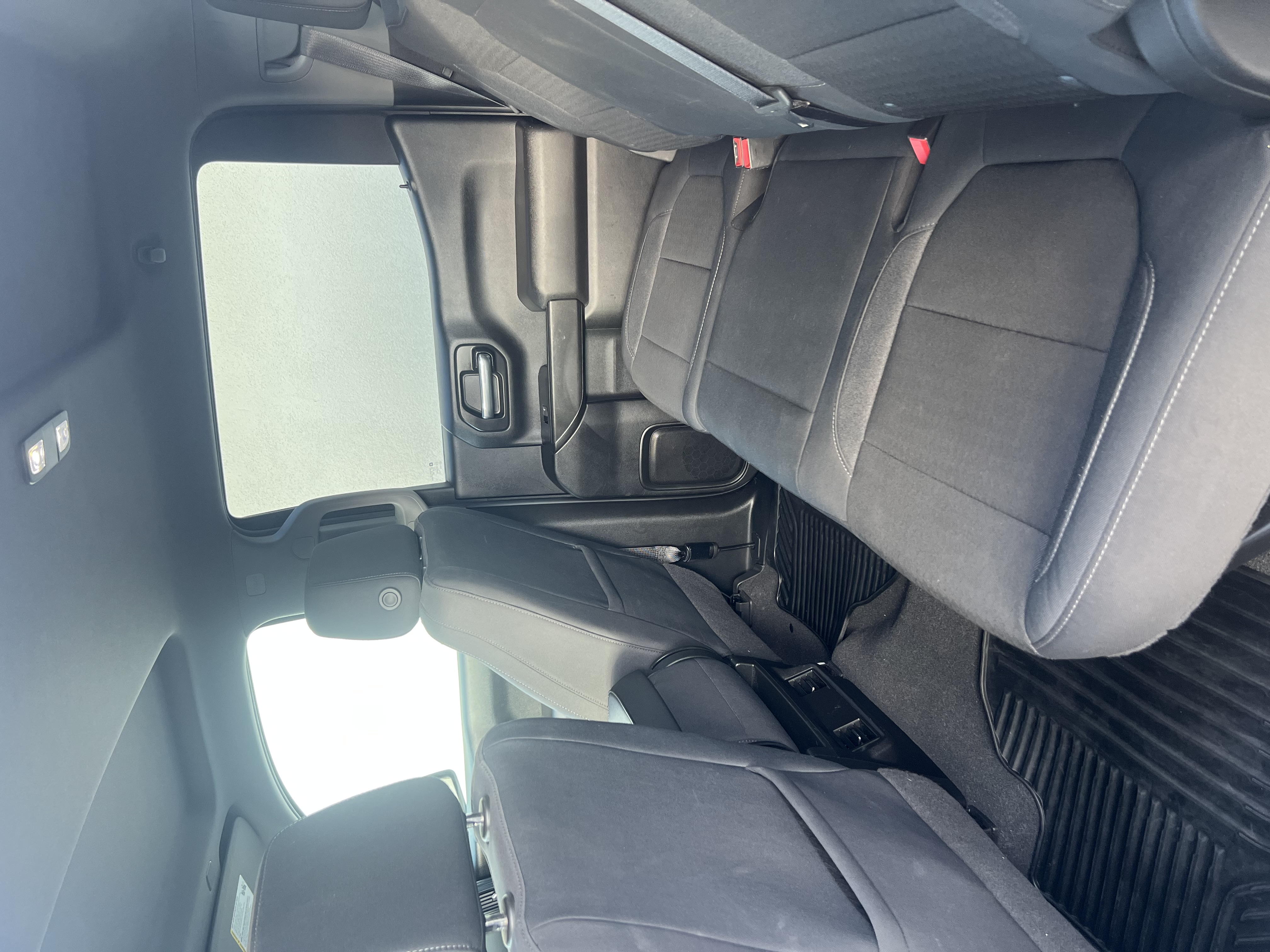 Used 2022 Chevrolet Silverado 1500 Custom w/ Safety Confidence Package RWD image 6