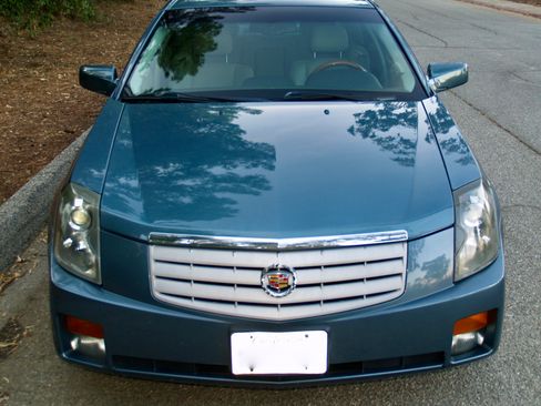 Used 2006 Cadillac CTS 3.6 w/ California CTS Luxury Package RWD image 2