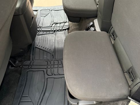 Used 2018 Nissan Frontier SV image 12