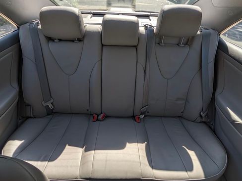 Used 2009 Toyota Camry XLE FWD image 8