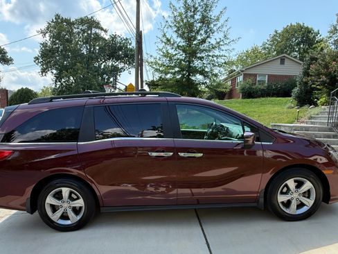 Used 2018 Honda Odyssey EX-L image 8