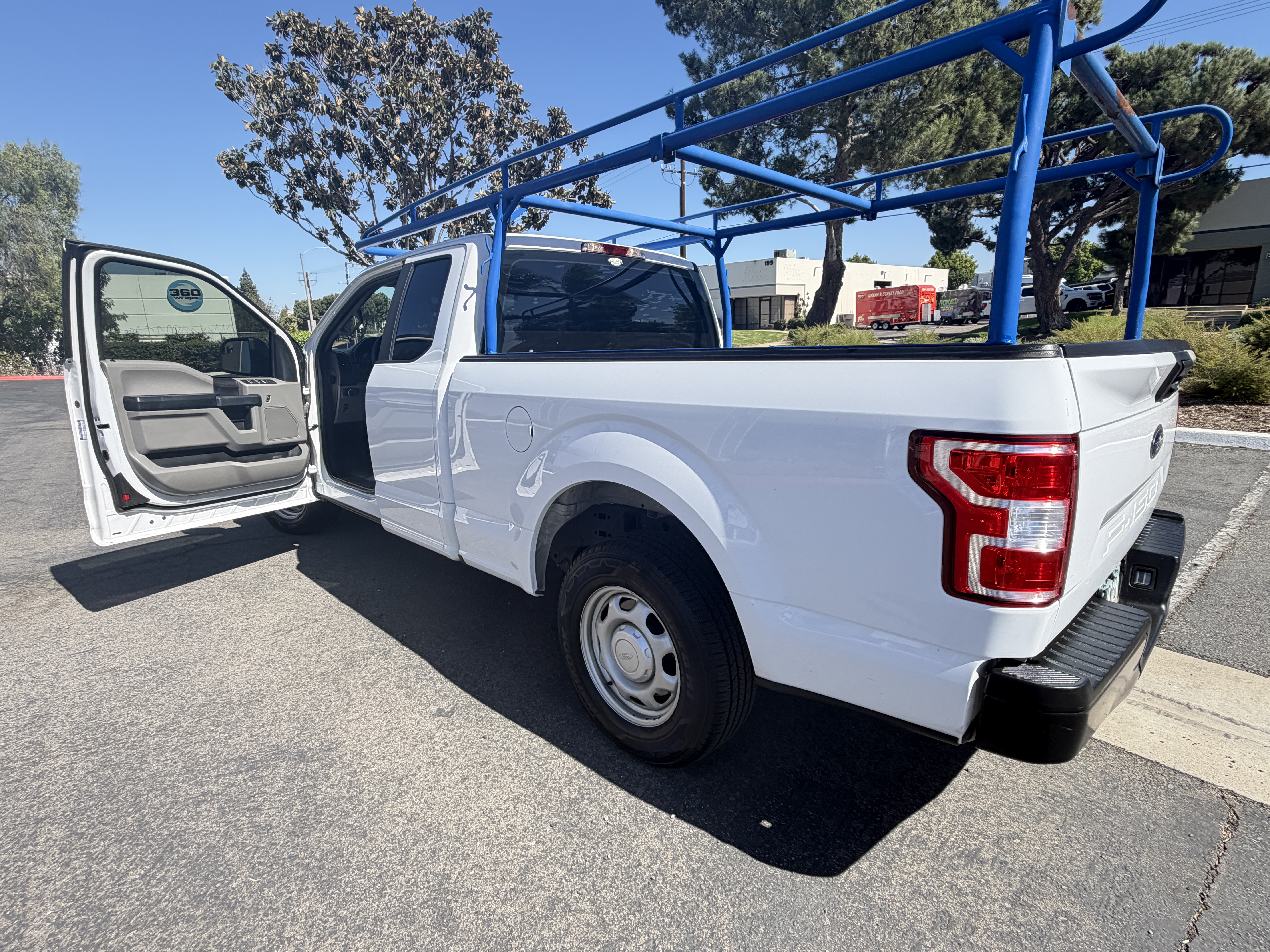 Used 2019 Ford F150 XL w/ Equipment Group 101A Mid RWD image 5
