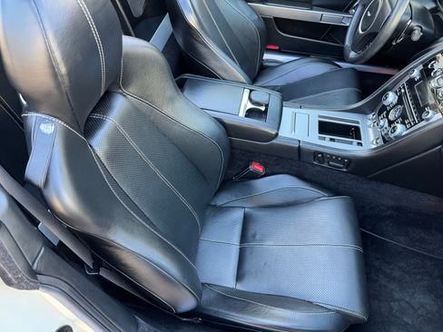 Used 2013 Aston Martin V8 Vantage Roadster image 26